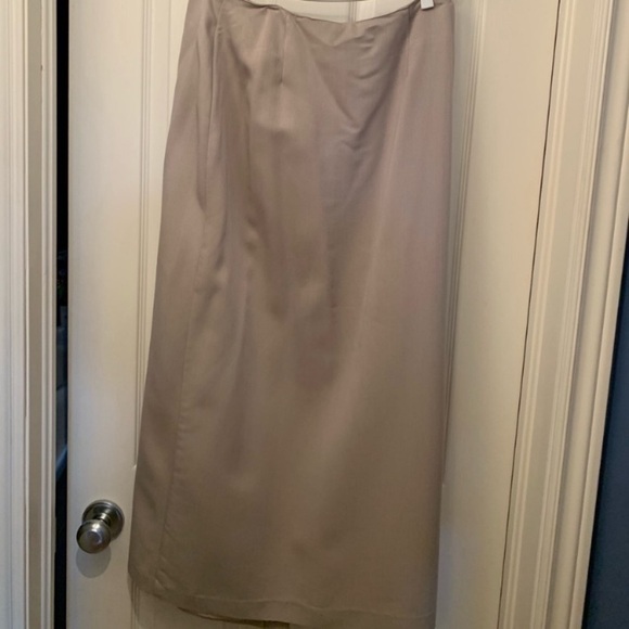 Beechers Brook beige short sleeve blazer & long button up skirt - size 10 - Picture 8 of 9